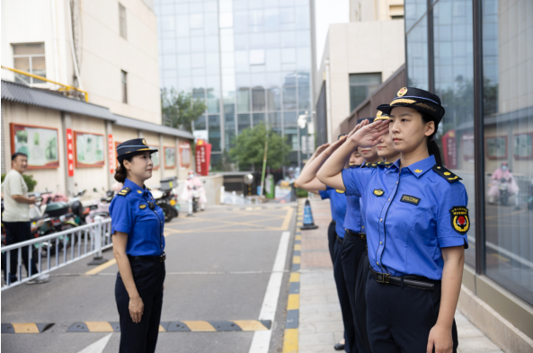 bob半岛官网山东济南：“温暖城管”建设温暖泉城(图6)