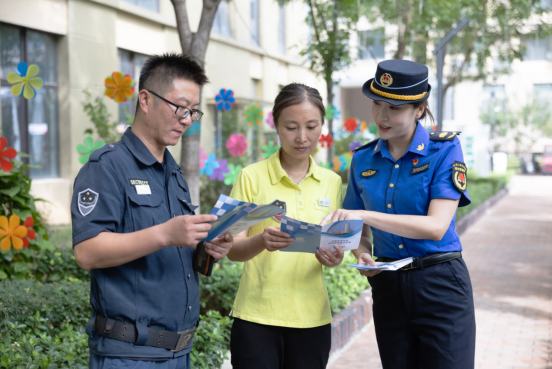 bob半岛官网山东济南：“温暖城管”建设温暖泉城(图7)